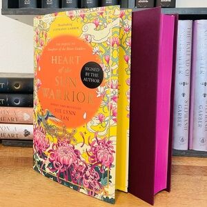 Waterstones Exclusive Signed Edition Heart of the Sun Warrior